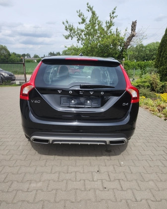 Volvo V60 cena 24800 przebieg: 166000, rok produkcji 2015 z Siedlce małe 67